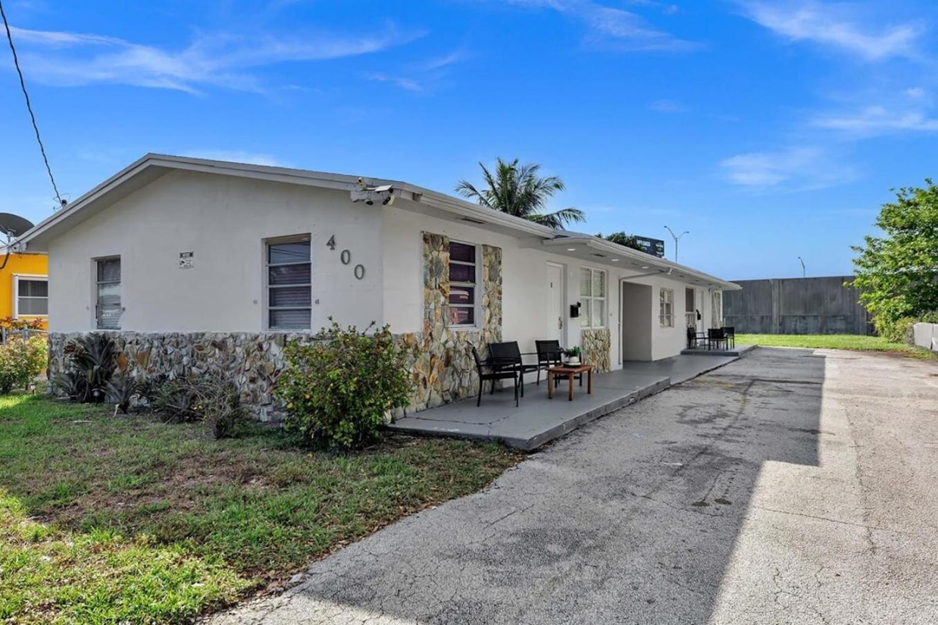 2 Bdrm Modern House Mins From Beach & Casino Hb1 Hallandale Beach Exterior photo