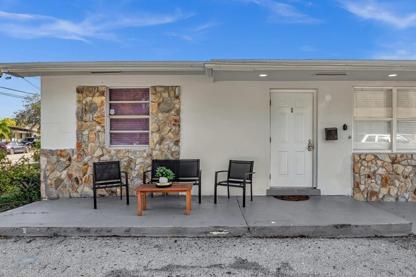 2 Bdrm Modern House Mins From Beach & Casino Hb1 Hallandale Beach Exterior photo