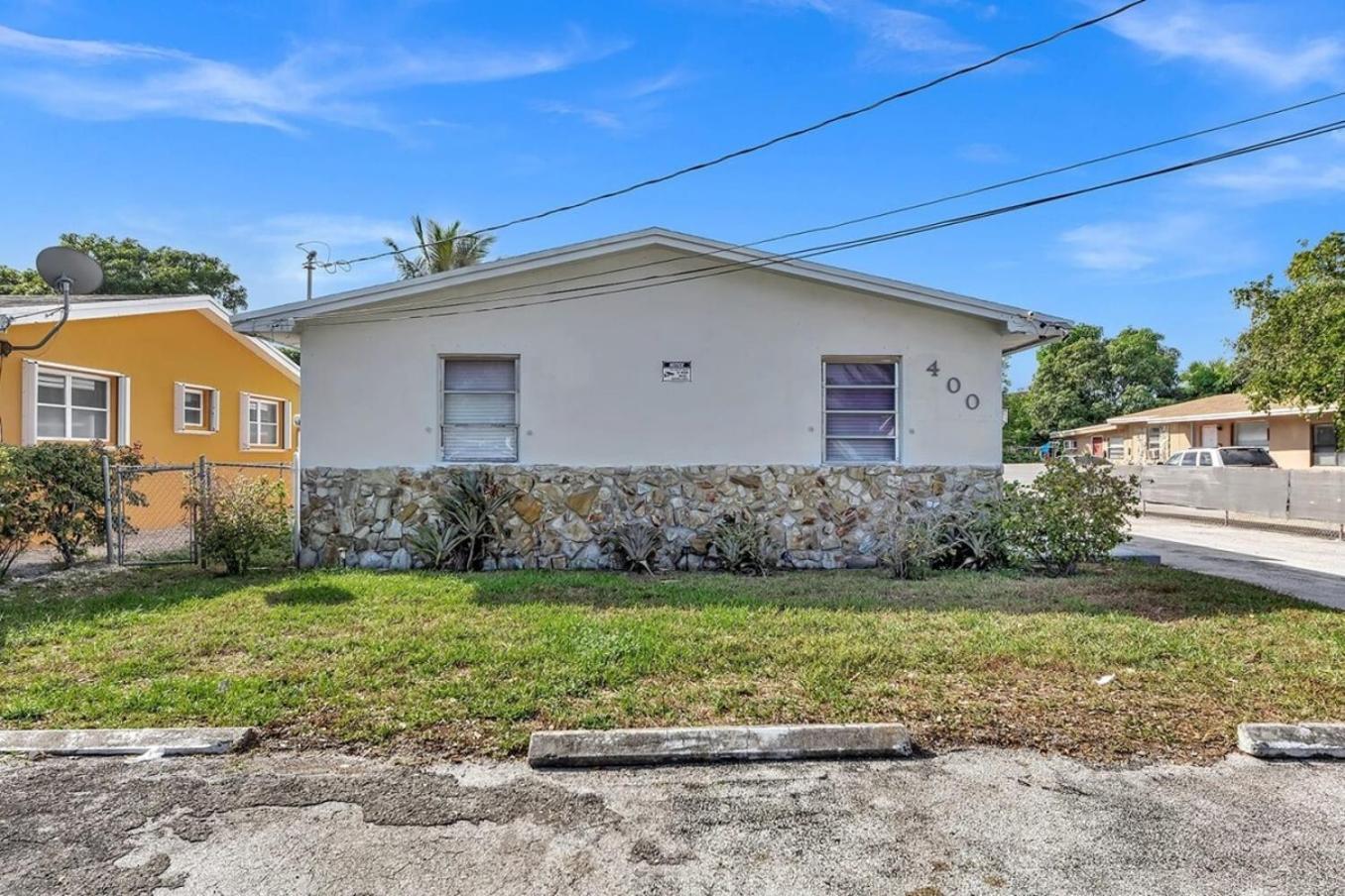 2 Bdrm Modern House Mins From Beach & Casino Hb1 Hallandale Beach Exterior photo